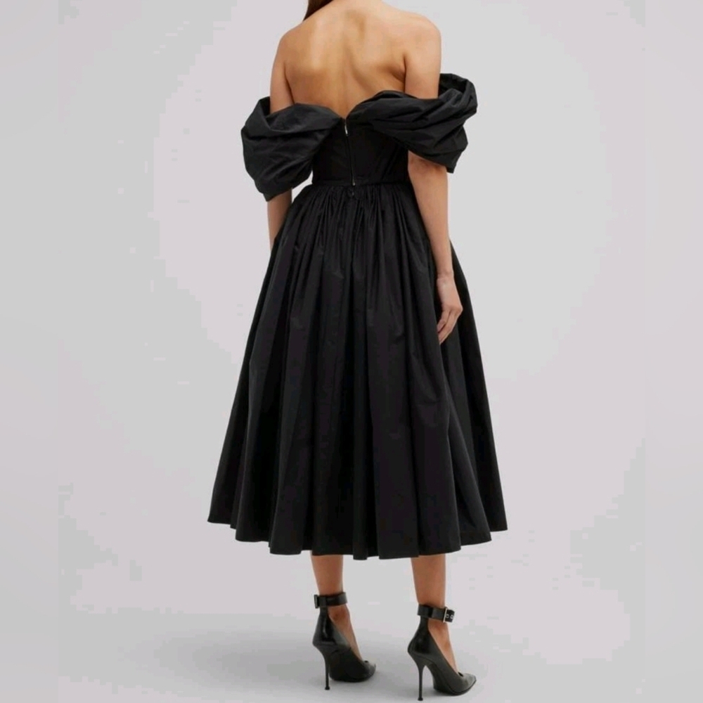 Alexander McQueen 40 S M Black Popeline Off Shoulder Gather Midi Dress $6590 IT